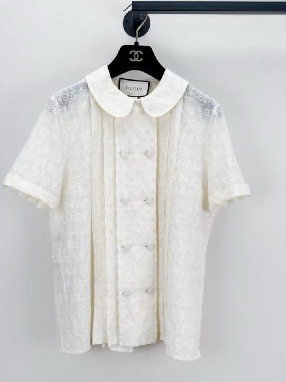 Gucci Cream Lace Short-Sleeve Button Front Shirt